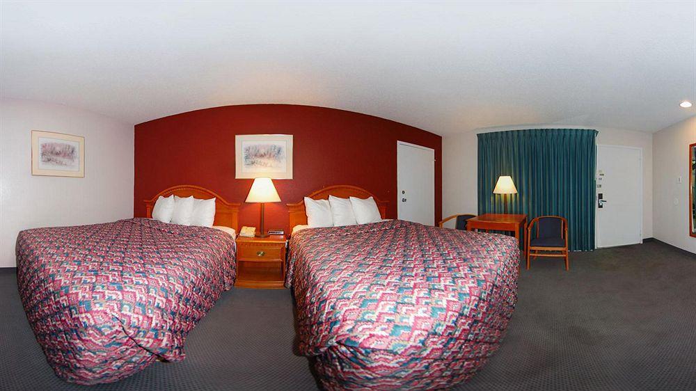Rodeway Inn Cow Palace Lamar Екстер'єр фото