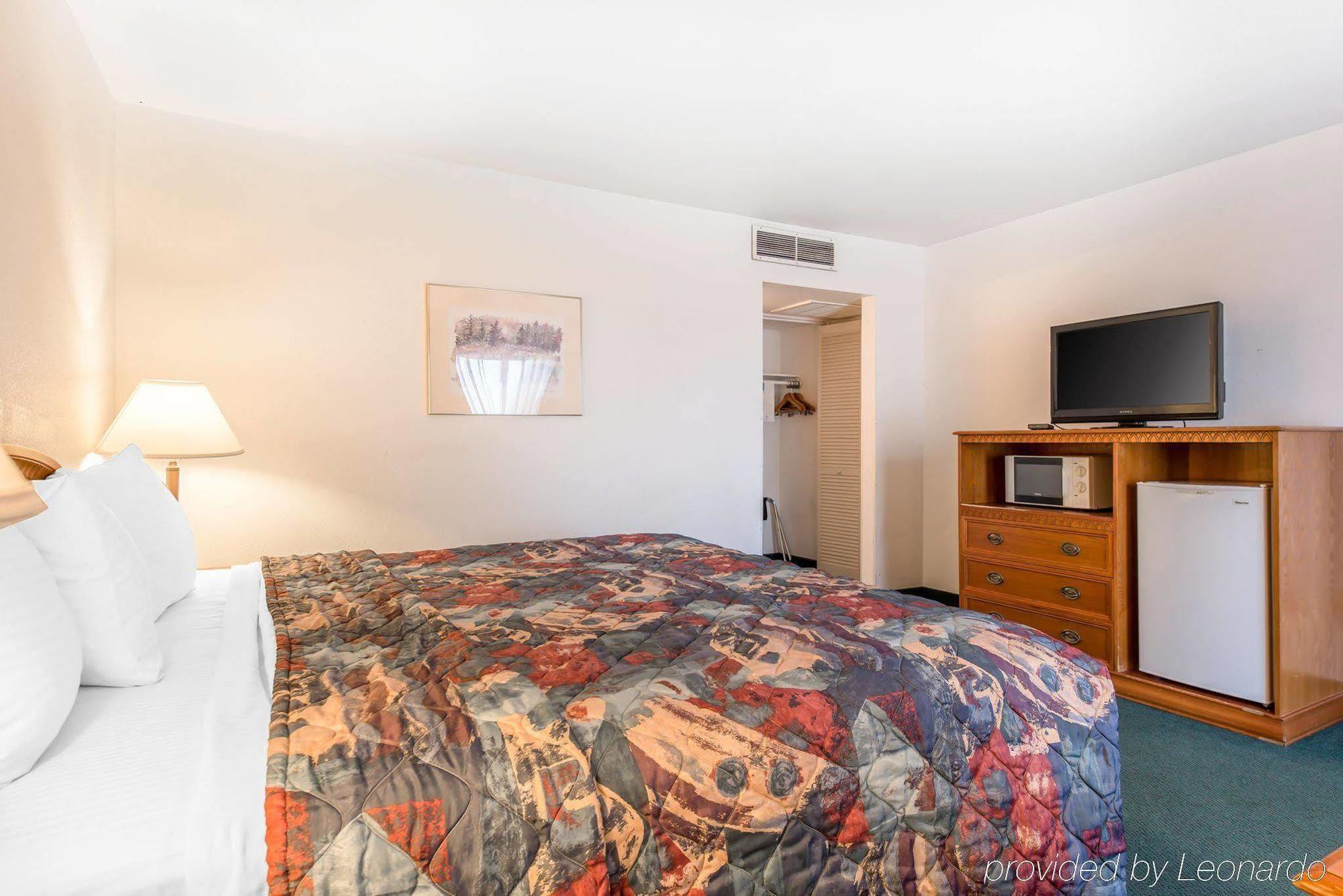 Rodeway Inn Cow Palace Lamar Екстер'єр фото